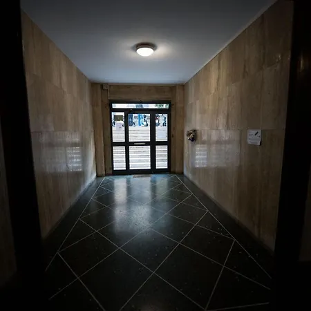Stanza Doppia Con Cucina E Bagno In Comune Hotel *