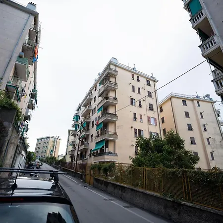 Szálloda Stanza Doppia Con Cucina E Bagno In Comune Genova